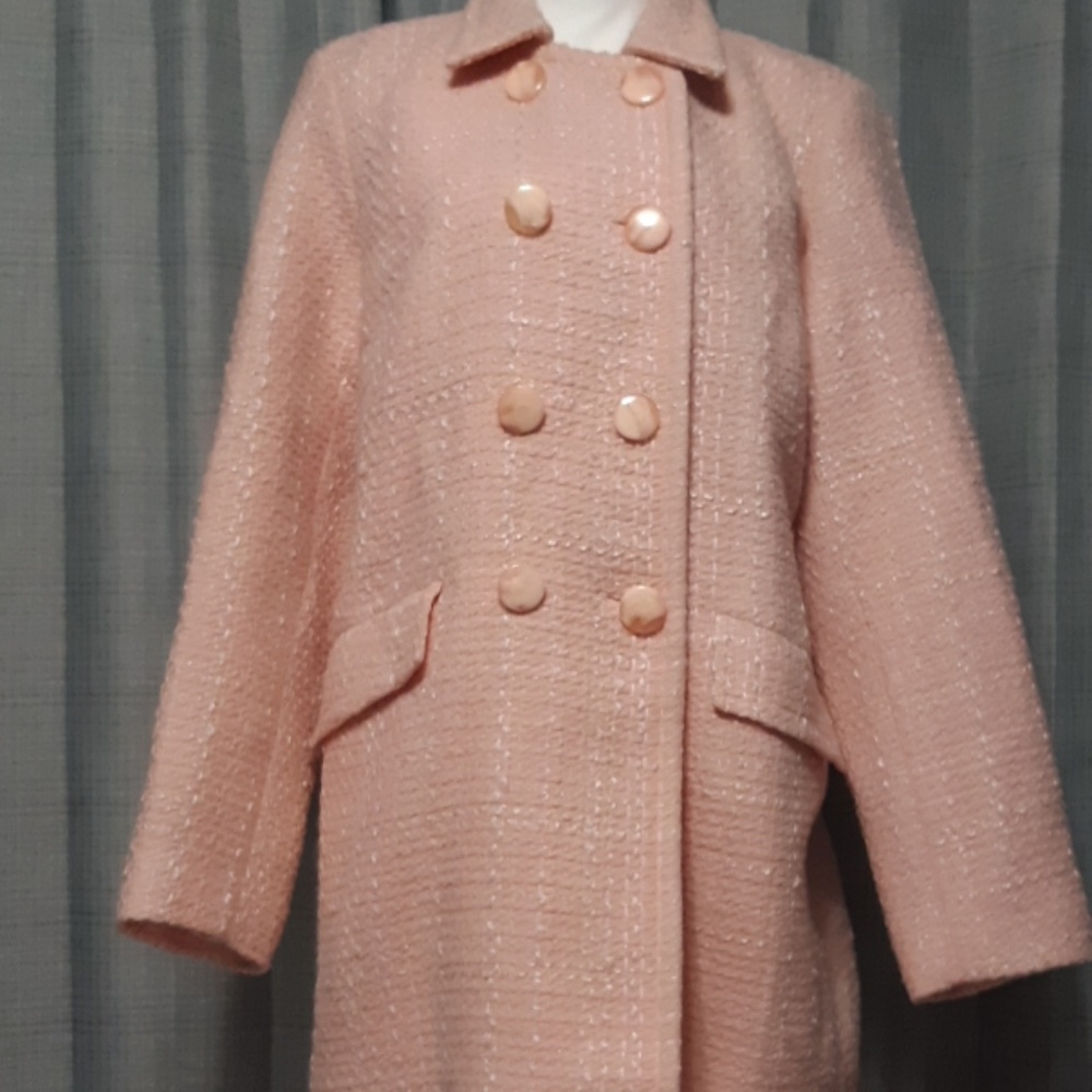 💕Beautiful Soft Pink Wool Coat